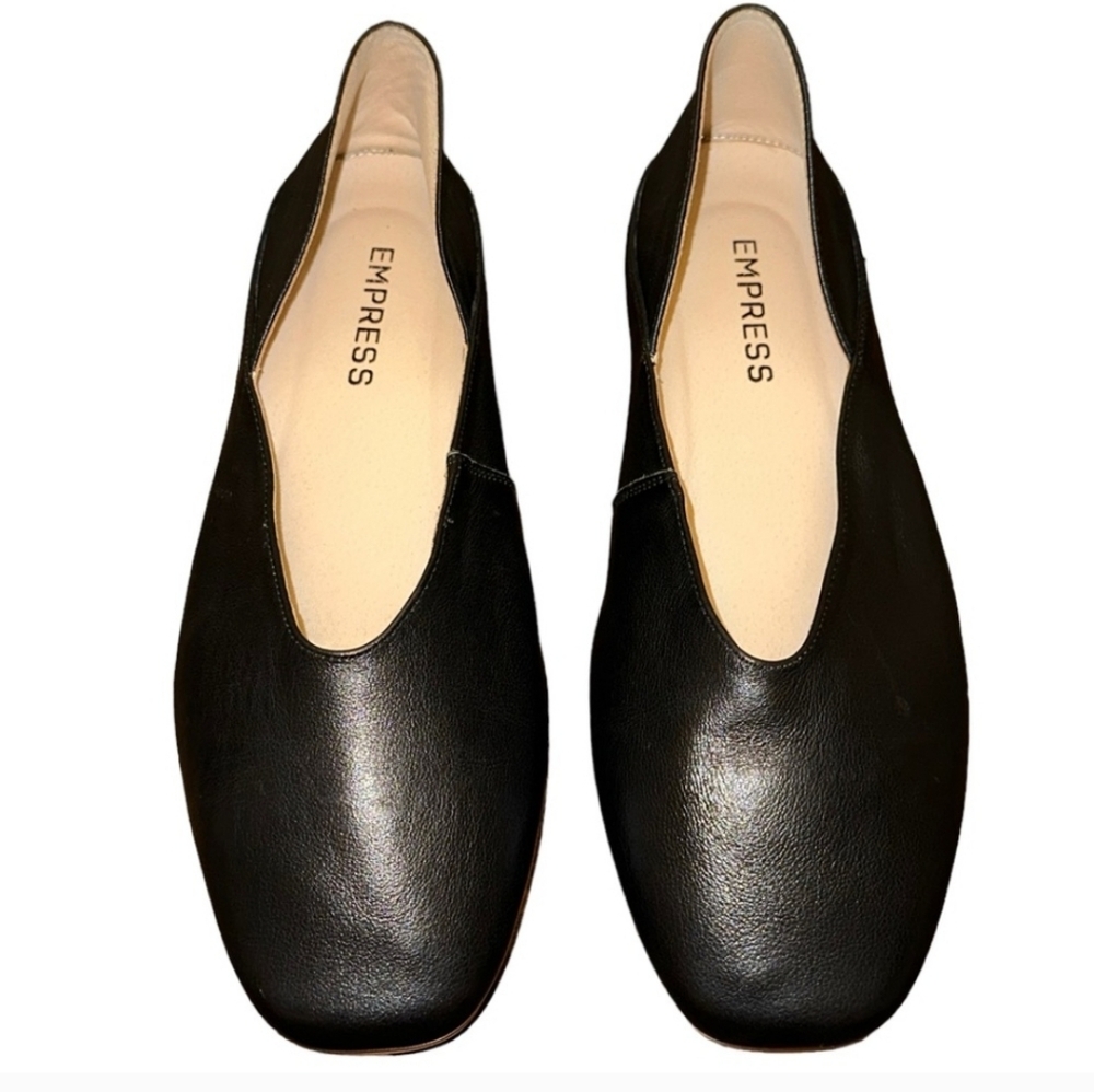Empress Bindya Comfi  Black Flats  Women's Loafers‎